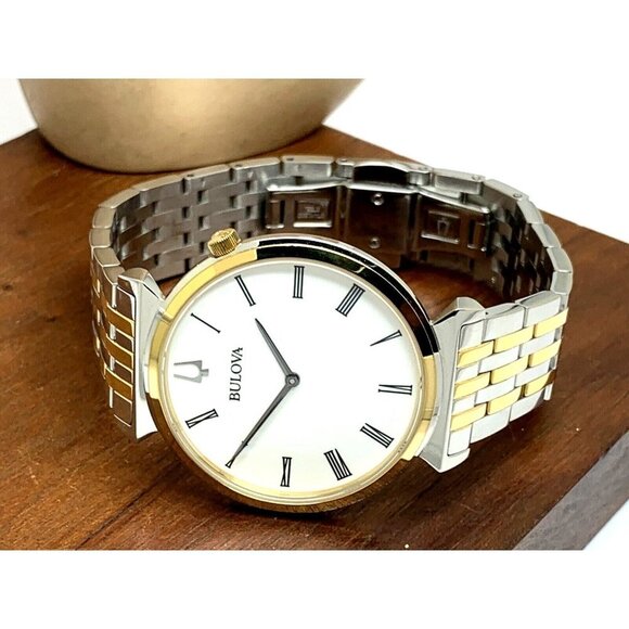 Bulova Men's Watch 98A233 Regatta Quartz White Dial Two Tone Gold Silver… - Picture 7 of 12